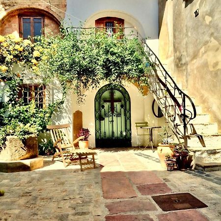 Oliva Courtyard Guesthouse エクステリア 写真