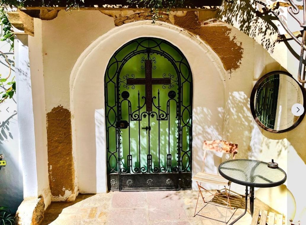 Oliva Courtyard Guesthouse エクステリア 写真