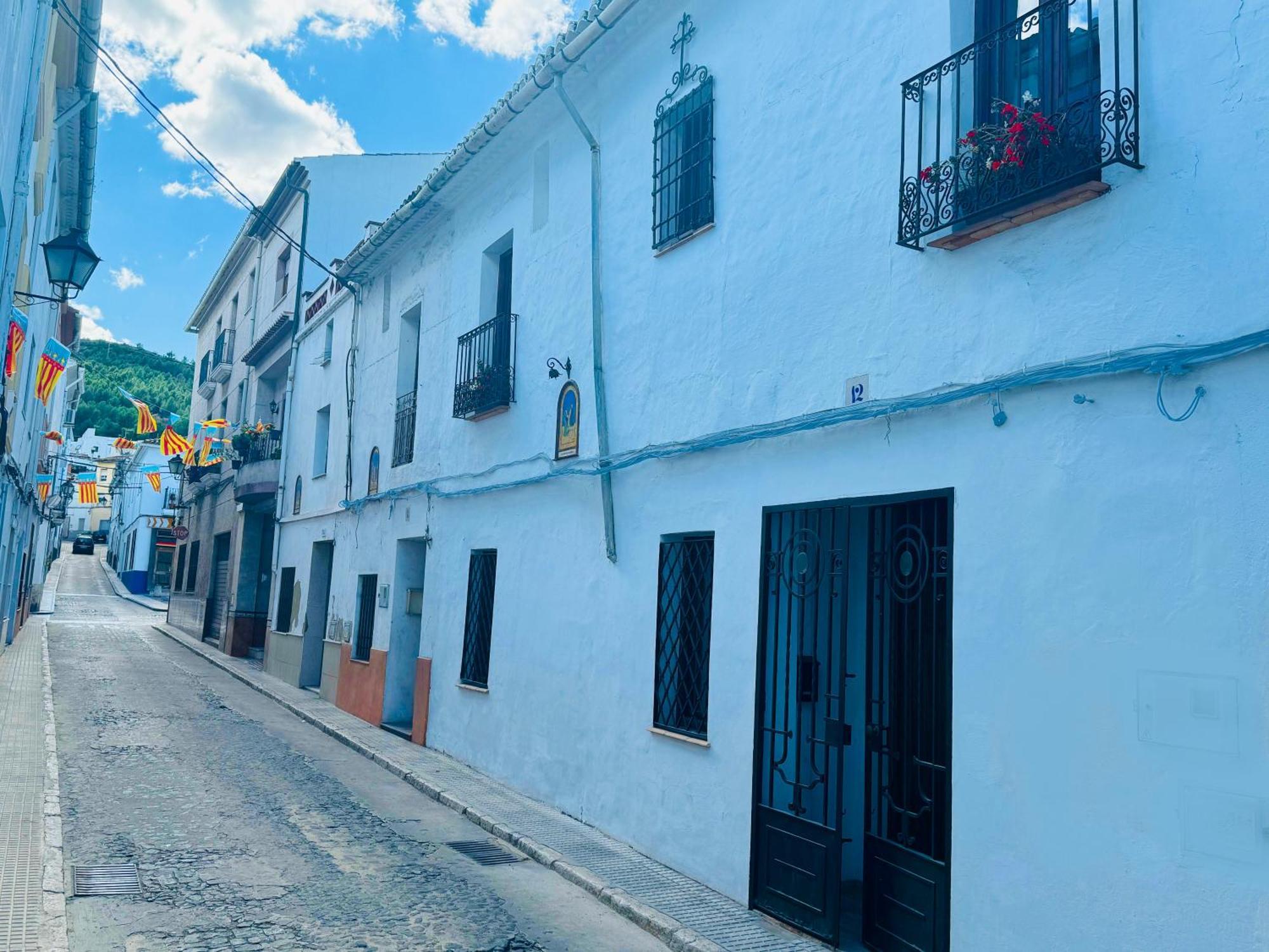 Oliva Courtyard Guesthouse エクステリア 写真